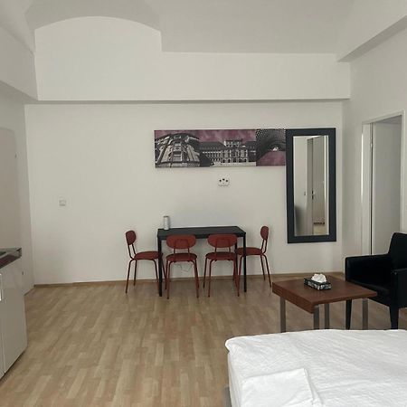 Linz City Appartements 24H Check-In ภายนอก รูปภาพ